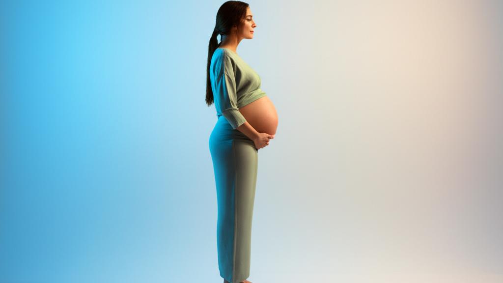 Ease Aches: Pregnancy Posture Guide
