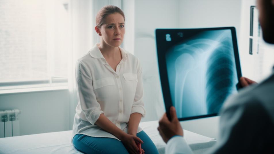 Shoulder X-Ray: What's It Reveal? Shoulder X-Ray: What’s It Reveal?