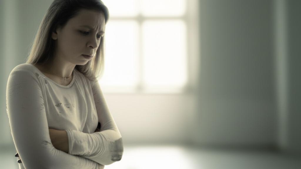 Anthropophobia: Why People Feel Scary & What Helps